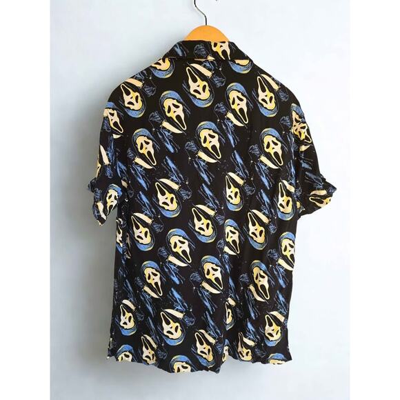 Men's Small Vintage-Style Ghostface Button-Up Horror Movie Shirt - Picture 2 of 4